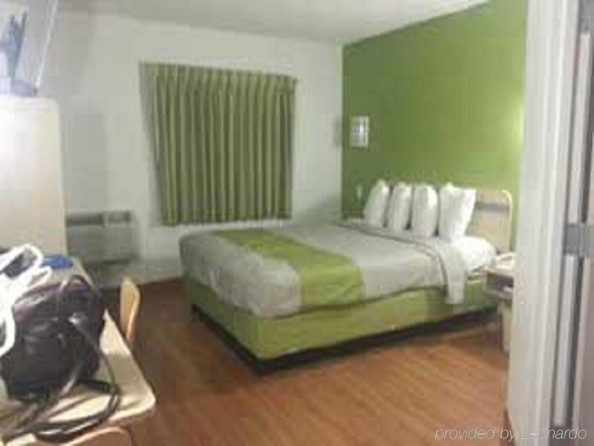 At Home Express Tangerine Inn 드랜드 외부 사진