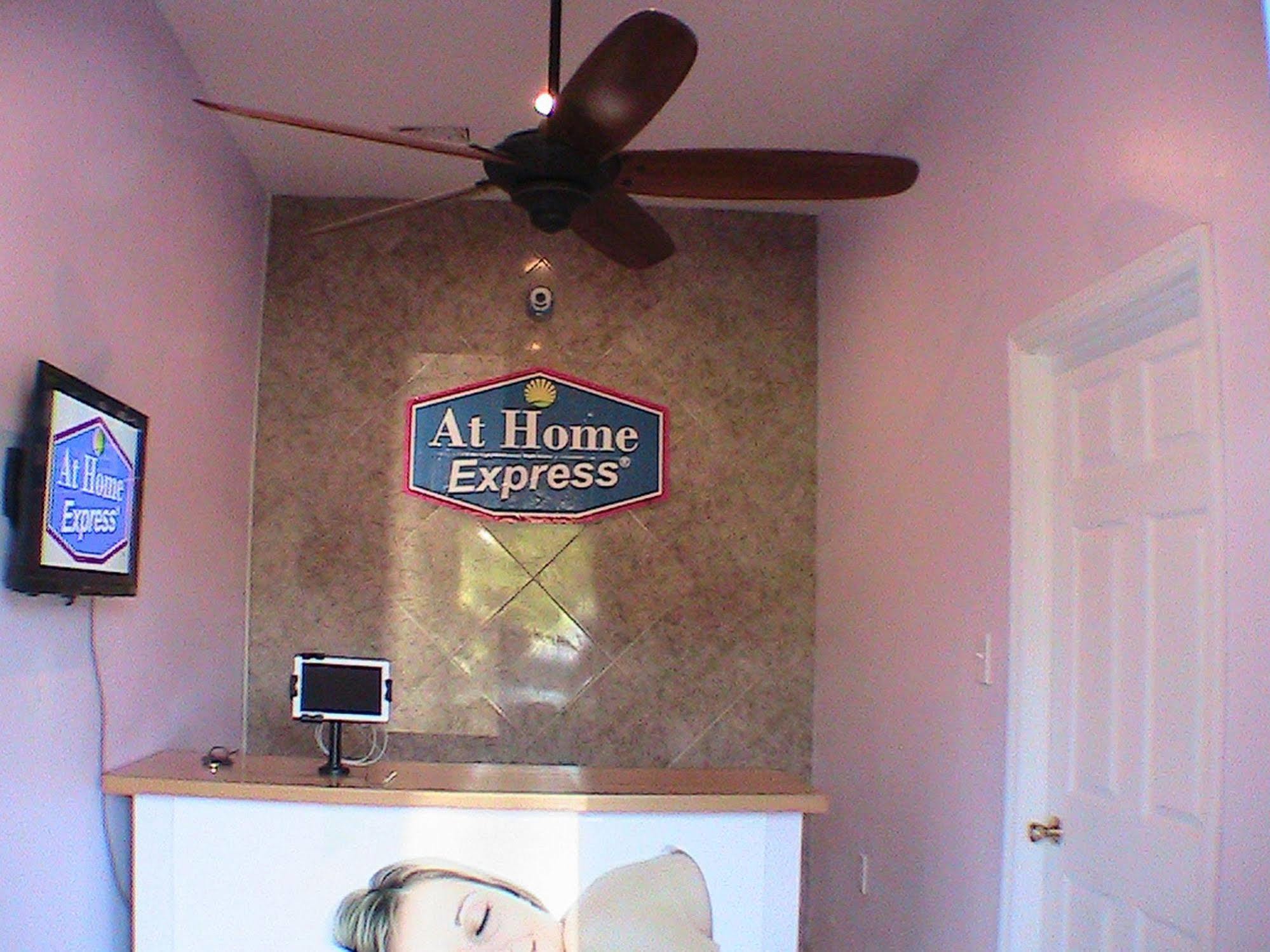 At Home Express Tangerine Inn 드랜드 외부 사진