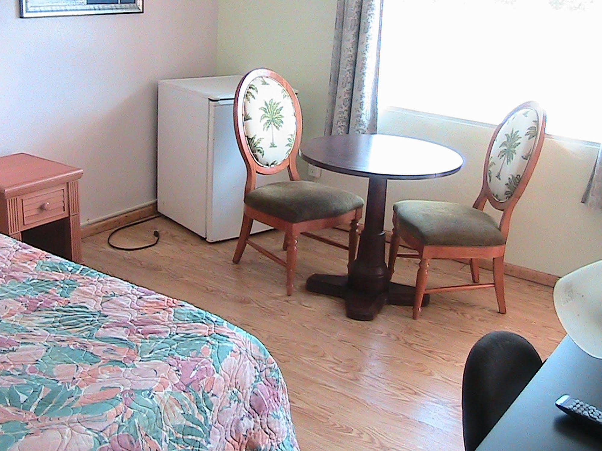 At Home Express Tangerine Inn 드랜드 외부 사진